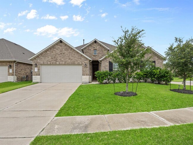 property at 4919 Bella Danielle Ct