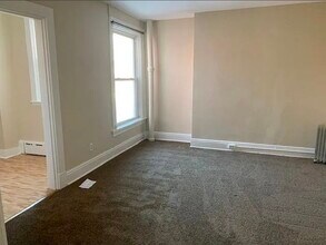 405 Butler St, Unit 3rd Floor in Etna, PA - Building Photo - Building Photo