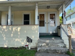 201 Campbell Park in Rochester, NY - Building Photo - Building Photo