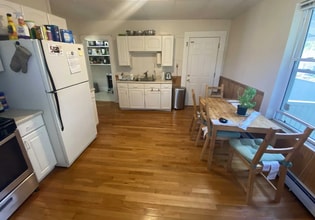 279 Pearl St, Unit 3L in Cambridge, MA - Building Photo - Building Photo