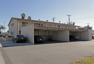 11231 Euclid St in Garden Grove, CA - Building Photo - Building Photo