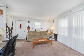 87 Moxon Dr in Rochester, NY - Building Photo - Building Photo