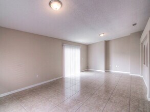 16041 Wilkinson Dr in Clermont, FL - Building Photo - Building Photo