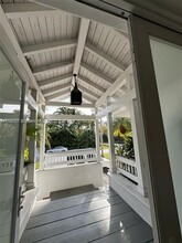 390 Gulf Rd in Key Biscayne, FL - Building Photo - Building Photo
