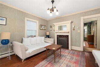 6 Cozzens Ct in Newport, RI - Building Photo - Building Photo