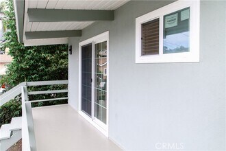 525 Catalina St-Unit -B in Laguna Beach, CA - Building Photo - Building Photo