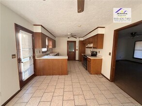 1235 Wilderness Dr in Spring Lake, NC - Building Photo - Building Photo