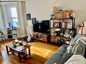 2 Ayr Rd in Boston, MA - Building Photo