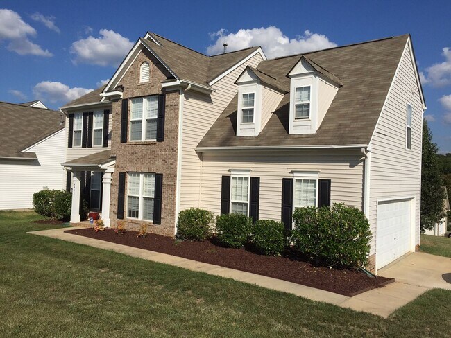 9902 Spring Park Dr in Charlotte, NC - Building Photo - Building Photo