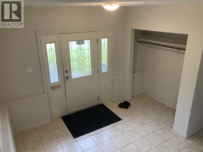 2161 Prairie Ave in Port Coquitlam, BC - Building Photo - Building Photo