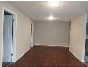 4566 Knoxville Hwy in Oliver Springs, TN - Foto de edificio - Building Photo