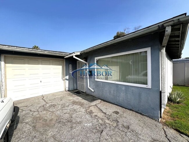 4747-4747 W 160th St in Lawndale, CA - Building Photo - Building Photo