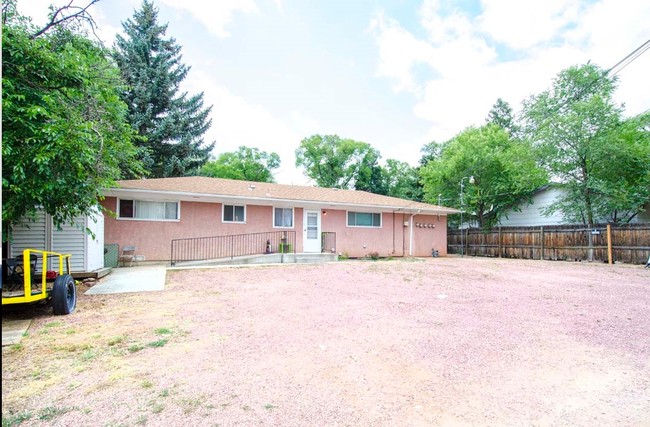 421 Swope Ave in Colorado Springs, CO - Building Photo - Building Photo