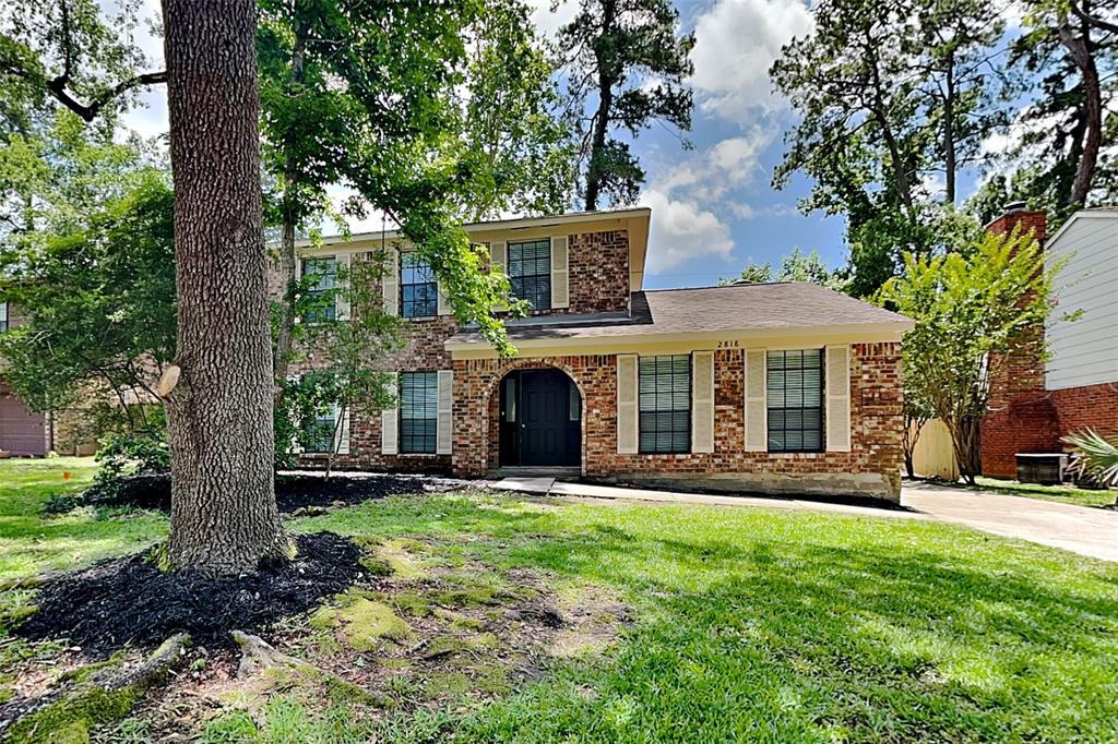 2818 Silver Falls Dr in Houston, TX - Building Photo