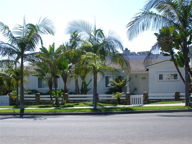 1073-1075 Agate St in San Diego, CA - Foto de edificio - Building Photo