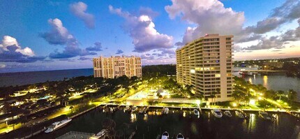 4201 N Ocean Blvd in Boca Raton, FL - Building Photo - Building Photo