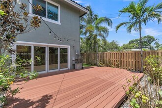 800 SW 4th Ave in Fort Lauderdale, FL - Building Photo - Building Photo