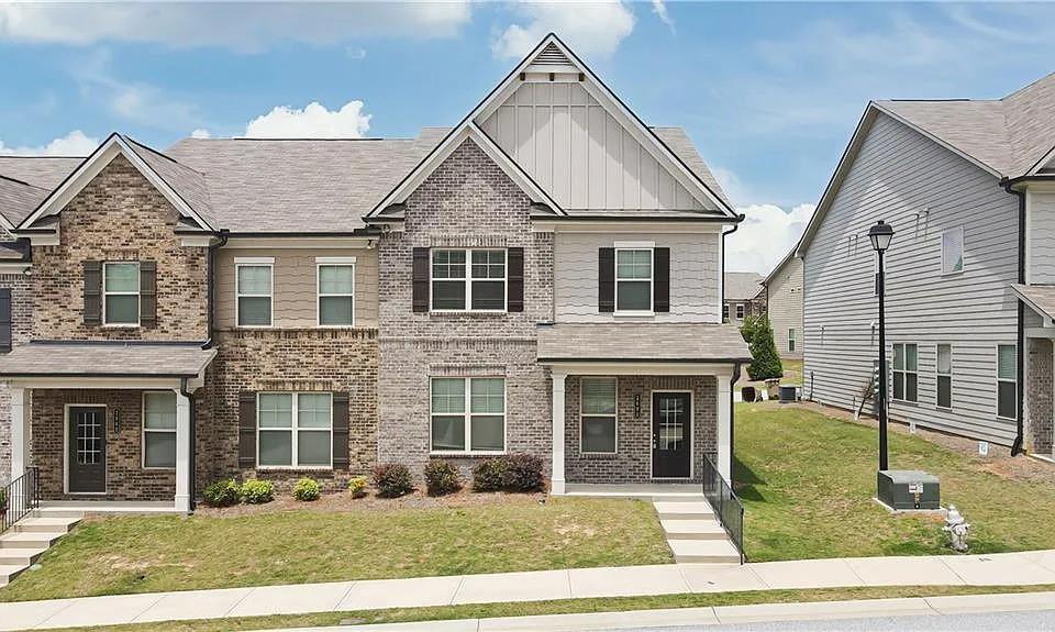 2692 Pearl Rdg Trce in Buford, GA - Building Photo