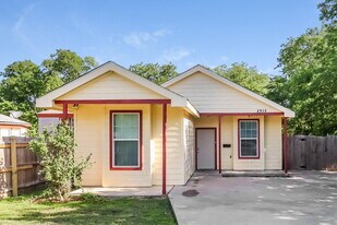 2915 Avenue C in Fort Worth, TX - Building Photo