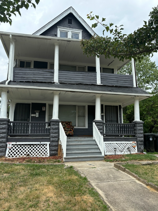 9605 Adams Ave in Cleveland, OH - Building Photo