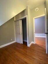 24 W 35th St in Bayonne, NJ - Building Photo - Building Photo