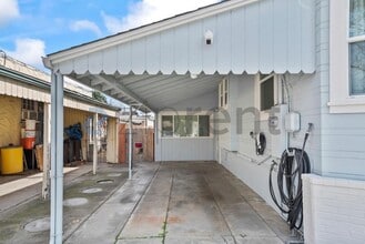 1337 Acacia St in Pittsburg, CA - Building Photo - Building Photo