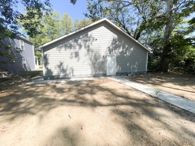 property at 1113 Yuma St