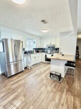 10775 Jolyne Cir in Pensacola, FL - Building Photo - Building Photo