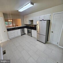 1509 Templeton Pl in Rockville, MD - Building Photo - Building Photo