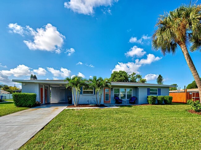 property at 220 Glen Oak Rd