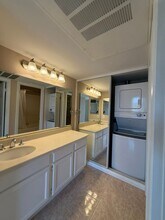 6980 Ballena Way in Carlsbad, CA - Building Photo - Building Photo