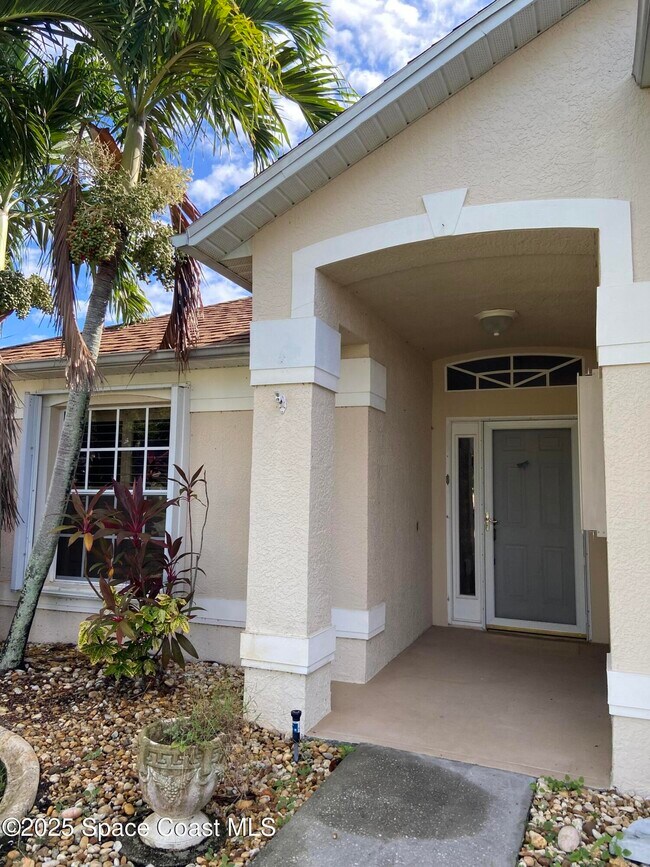 1847 Abbeyridge Dr in Merritt Island, FL - Building Photo - Building Photo