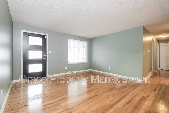 7077 E Wyoming Pl in Denver, CO - Building Photo - Building Photo