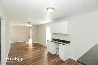 7650 Charstone Dr in Germantown, TN - Building Photo - Building Photo