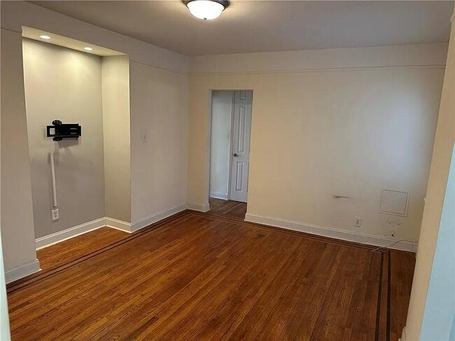 130 Bay Ridge Pkwy in Brooklyn, NY - Building Photo - Building Photo