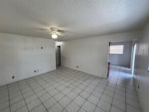 230 SW 1st St in Pompano Beach, FL - Building Photo - Building Photo