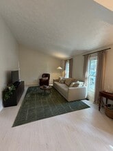 7031 Darnell St in Fayetteville, NC - Building Photo - Building Photo