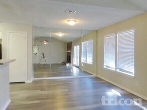 2442 Antler Trail in Lewisville, TX - Building Photo - Building Photo