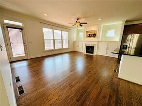 1678 Carr Cir NW in Atlanta, GA - Building Photo - Building Photo