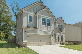 4010 Diane Ln in Fayetteville, GA - Building Photo - Building Photo