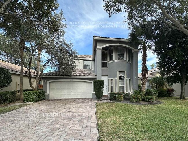 property at 1235 E Magnolia Cir