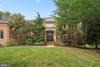 20589 Myers Pl in Leesburg, VA - Building Photo - Building Photo