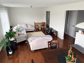 124 S 15th Ave, Unit 2 Bed, 1 Bath in Manville, NJ - Building Photo - Building Photo