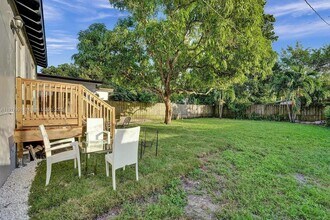 170 NW 46th St in Miami, FL - Building Photo - Building Photo