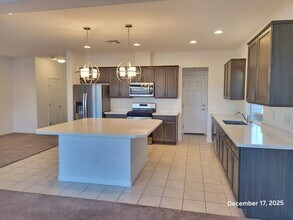 5878 Aurora Gold Ave in Las Vegas, NV - Building Photo - Building Photo