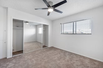 Venice-12915 in Los Angeles, CA - Foto de edificio - Interior Photo