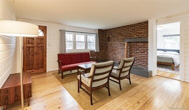 257 Mill Rd in Rhinebeck, NY - Building Photo - Building Photo