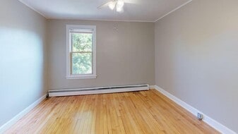 1729 Commonwealth Ave in Boston, MA - Building Photo