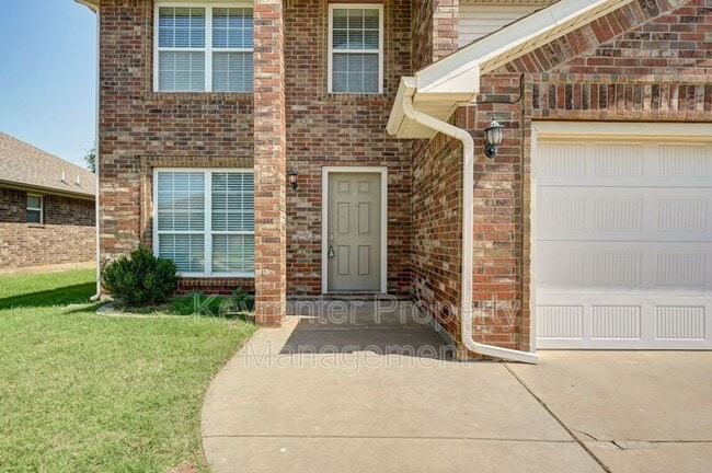 615 W Shadow Ridge Way in Mustang, OK - Foto de edificio - Building Photo