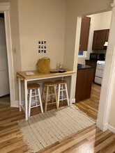 1197 Commonwealth Ave, Unit 1 in Boston, MA - Building Photo - Building Photo